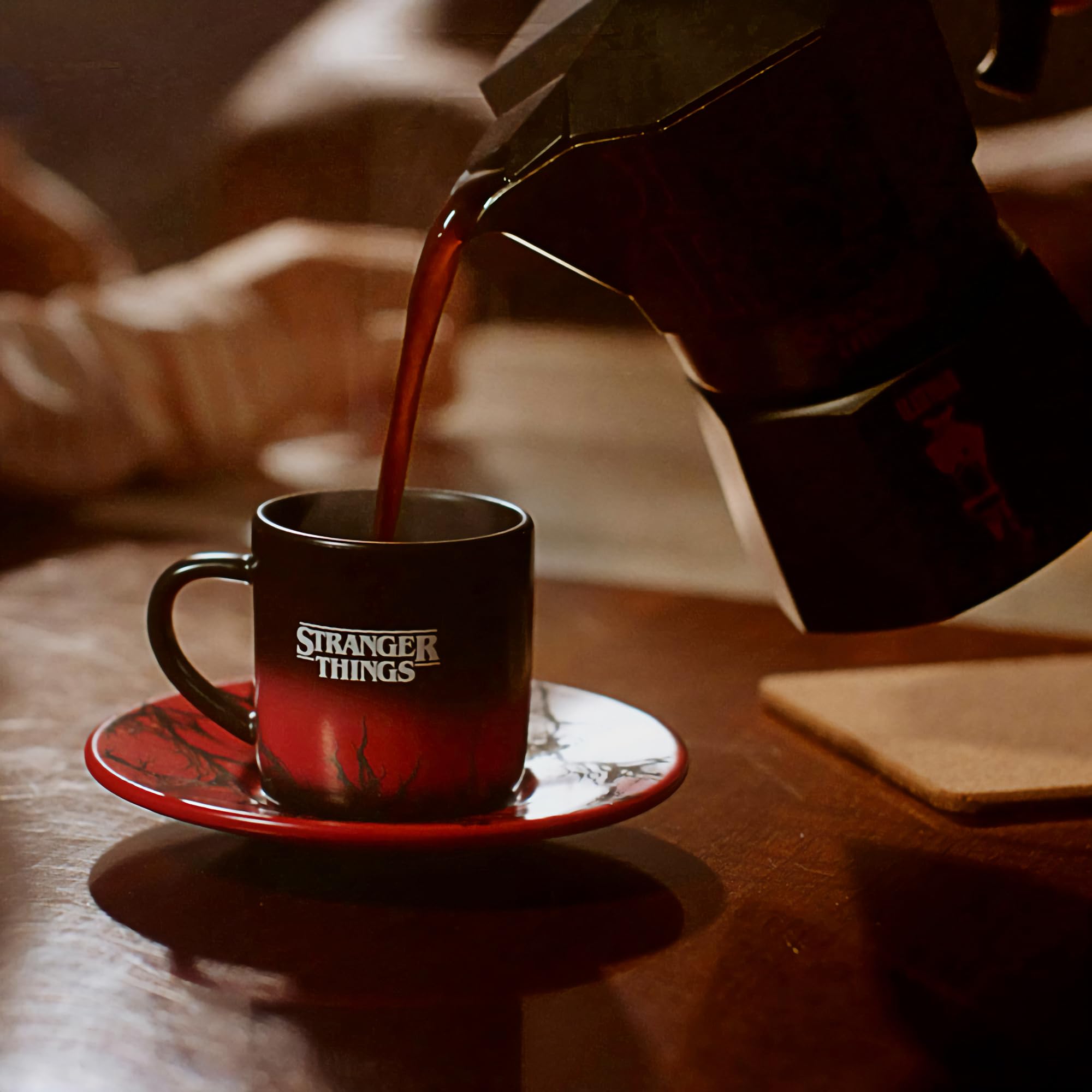 bialetti-moka-express-sound-stranger-things-6-tassen-270-ml-schwarz image 7